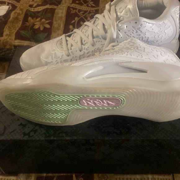 Jordan Zion 3 /white green - Picture 7 of 13